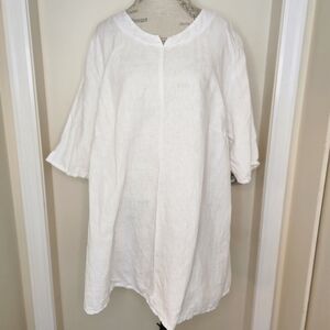 Toni T White Linen Tunic Top